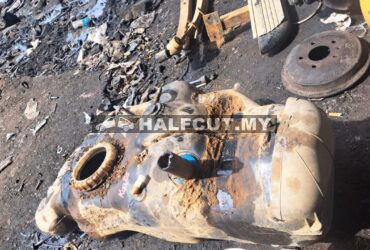 TOYOTA HILUX KUN26 PETROL TANK
