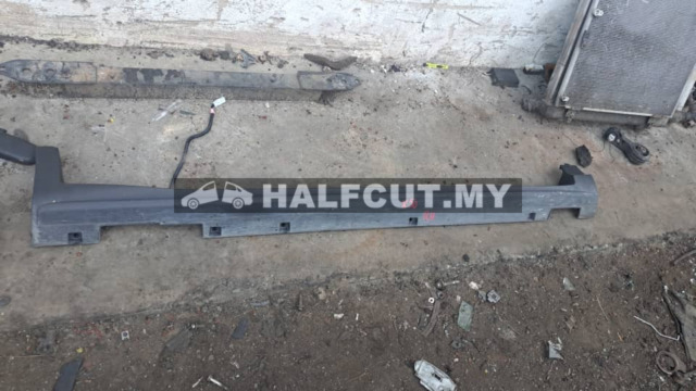 PROTON X50 SIDE SKIRT RH