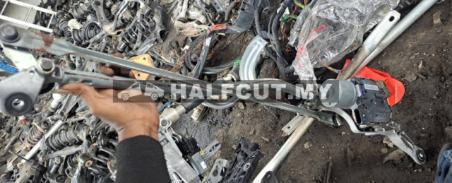 MERCEDES BENZ W205 WIPER LINK