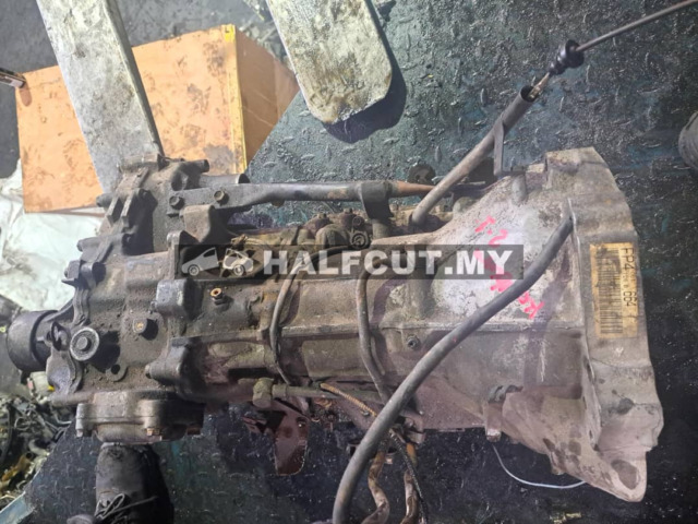 PERODUA KEMBARA HC GEAR BOX (FP4 061  664)