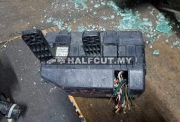 HYUNDAI STAREX A2 FUSE BOX WAYA