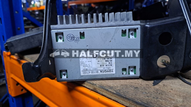 TOYOTA PRIUS C  ECU (86100-47100) P2