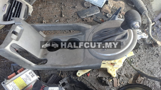 KIA SPORTAGE 2013 GEAR LEVEL