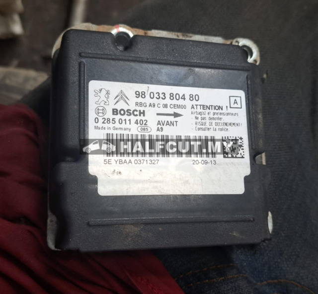 PEUGEOT 208 AIR BAG ECU (98 033 804 80)