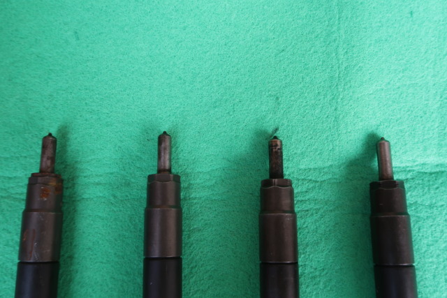 HYUNDAI STAREX A2 INJECTOR（PER PIECES)