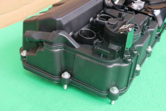 BMW N52 VALVE COVER(BLACK)