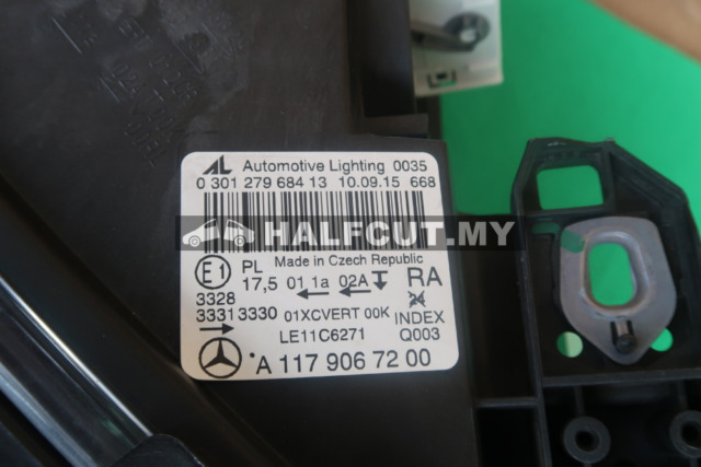 MERCEDES W117 CLA(RED)HEADLAMP RH