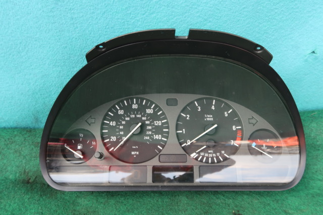 BMW E39 METER