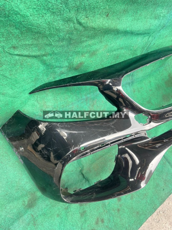 MERCEDES AMG 213 FRONT BUMPER