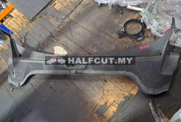 VOLKSWAGEN BETTLE WIPER COVER