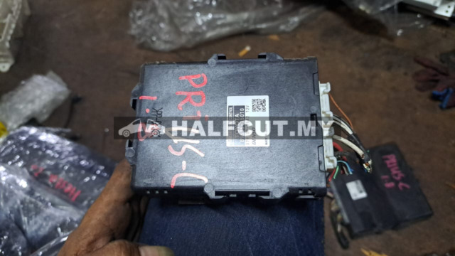 TOYOTA PRIUS C 1.8 ECU (89535-75010)