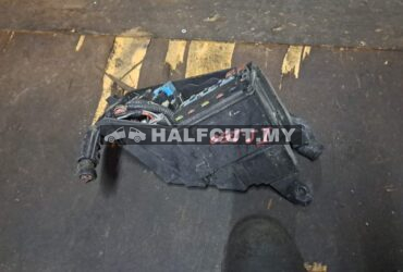 TOYOTA LEXUS IS250 FUSE BOX WRYR