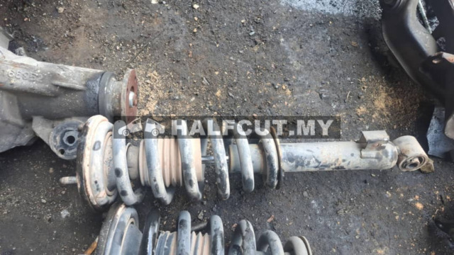 MITSUBISHI TRITON 4D56U FRONT ABSORBER LH