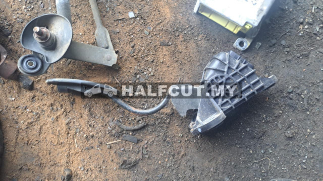 TOYOTA HILUX KUN26  PEDAL SENSON