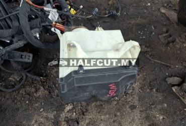 MERCEDES BENZ W205 FUSE BOX WRYR
