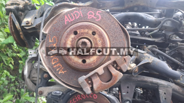 AUDI Q5 REAR AXLE