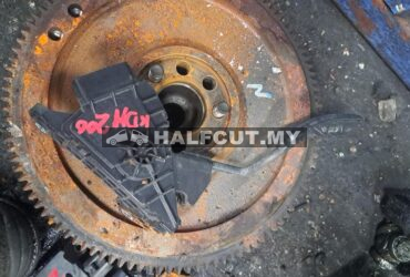 TOYOTA HIACE KDH200 PEDAL SENSOR