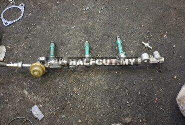 TOYOTA ESTIMA ACR50 2AZ FUEL INJECTOR RAIL
