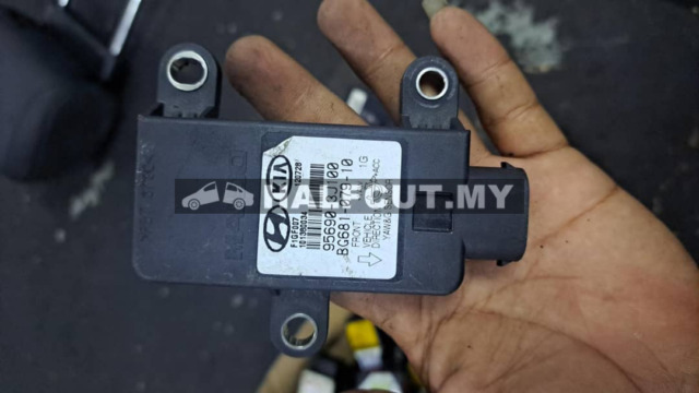 KIA FORTE YAW RATE SENSOR (95690-3J100)