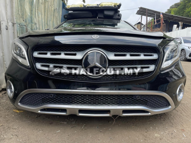 Mercedes GLA220 4Matic Front Cut Engine Model : 270920 (2000cc) All Small Part And Engine Parts Available!