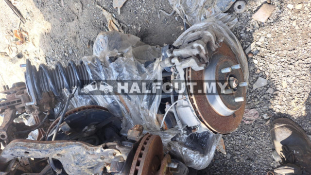 SUBARU XV  NEW REAR AXLE