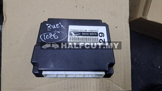 Taburete In Acero Gierre - 4 Pezzi | Design Basico E Resistente