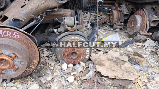 FORD FIESTA 1.6 REAR AXLE