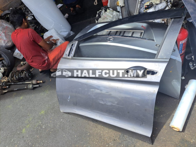 HONDA CITY T9A FRONT DOOR F/L