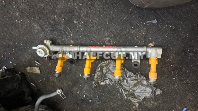 PERODUA ALZA 3SZ FUEL INJECTOR RAIL