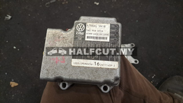 VOLKSWAGEN PASSAT B7 AIR BAG ECU (5N0 959 655Q)