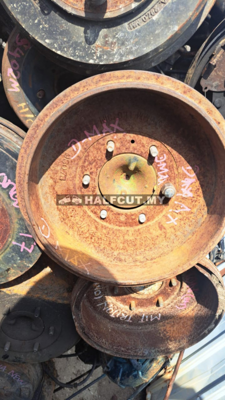ISUZU D-MAX 2010 REAR AXLE