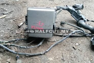 HYUNDAI SANTA FE FUSE BOX WAYA