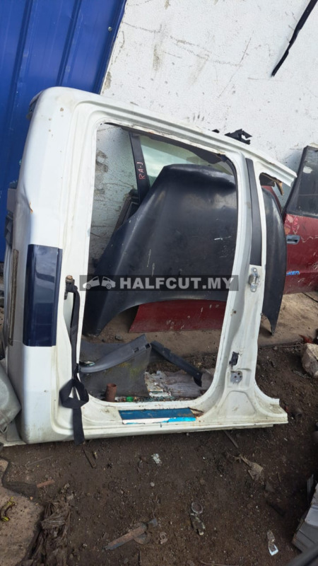 FORD RANGER T7 3.2 REAR FENDER RH