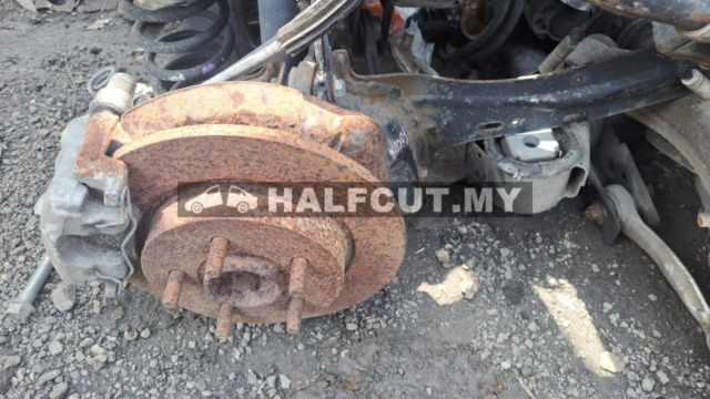 FORD FOCUS REAR AXLE