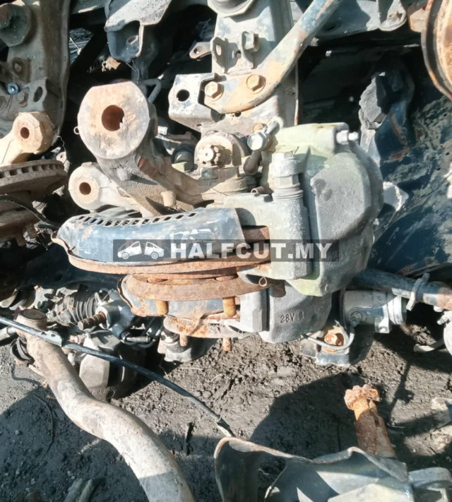 TOYOTA HIACE KDH200 FRONT AXLE& CROSSMEMBER