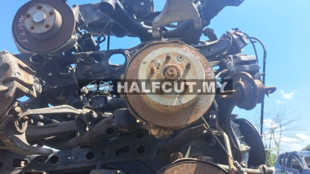 TOYOTA LEXUS IS250 REAR AXLE