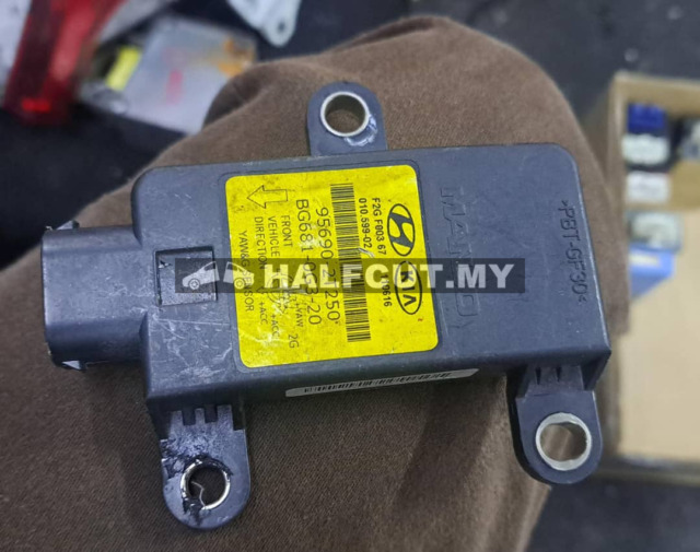 KIA OPTIMA K5 YAW RATE SENSOR (95690-2T250 )
