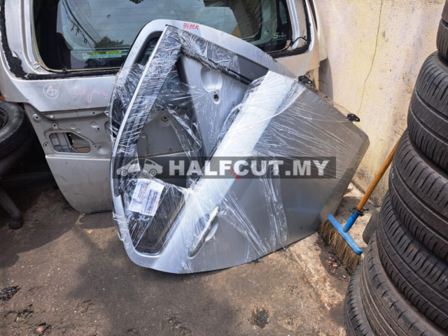 PERODUA BEZZA REAR DOOR R/R
