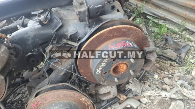 TOYOTA ESTIMA ACR50 2.4 REAR AXLE