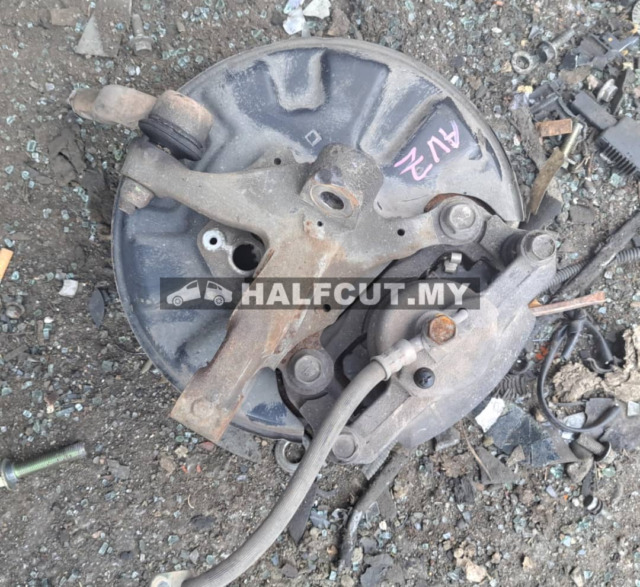 TOYOTA AVANZA FRONT  KNUCKLE F /L
