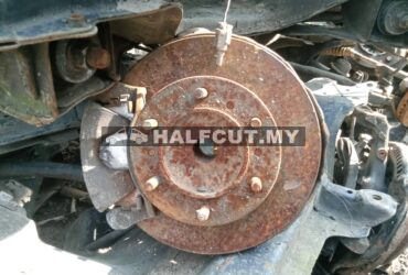 TOYOTA HIACE KDH200 FRONT AXLE& CROSSMEMBER