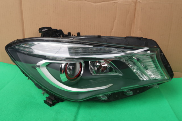MERCEDES W117 CLA HEADLAMP