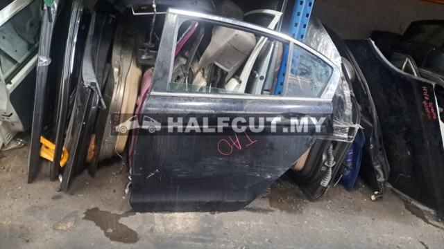 HONDA ACCORD TAO REAR DOOR R/L