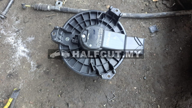 TOYOTA INNOVA AIRCOND BLOWER MOTOR - Halfcut Malaysia KL Selangor ...