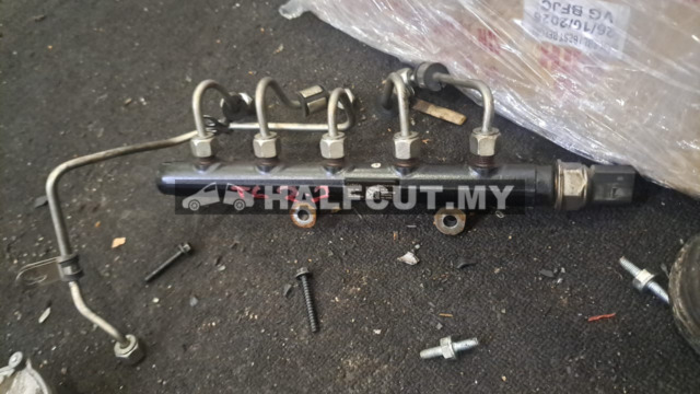 FORD RANGER T6 2.2 FUEL RAIL