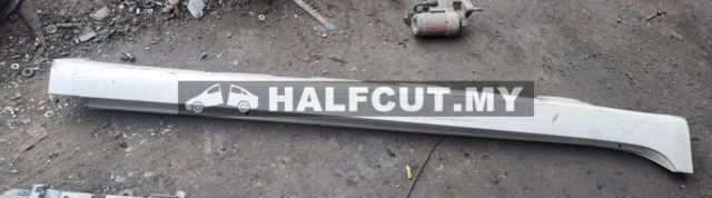TOYOTA CAMRY ACV40 SIDE SKIRT RH