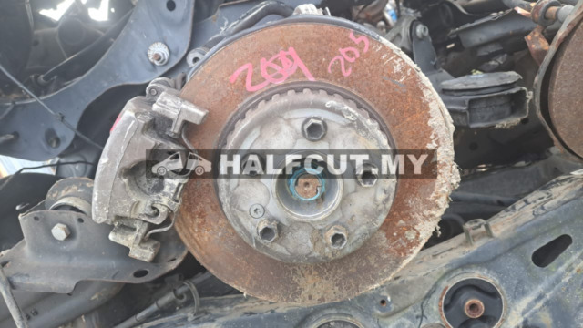 MERCEDES BENZ W205 REAR AXLE