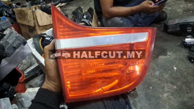 BMW X6 REFLCTOR BONNET LAMP LH