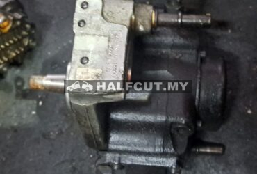 HYUNDAI STAREX A2 ENGINE FUEL PUMP