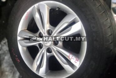 HYUNDAI TUCSON  G4KD   SPORT RIM R17